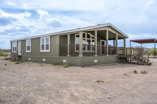 10 Seco Court, Caballo, NM 87931