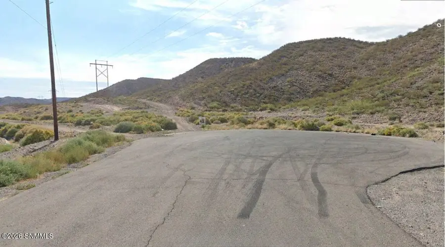 805, 825 Spring Canyon Road, Hatch, NM 87937 - #2