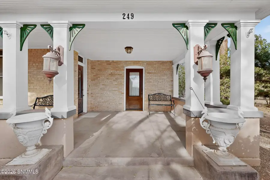 249 S Miranda Street, Las Cruces, NM 88005 - #3