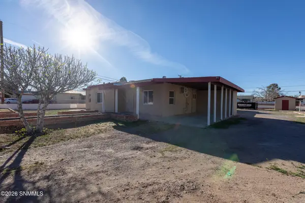 1220 W Hall Avenue, Las Cruces, NM 88005