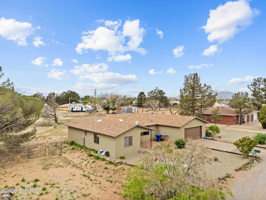 5011 Calle Del Ranchero, Las Cruces, NM 88011 - #3