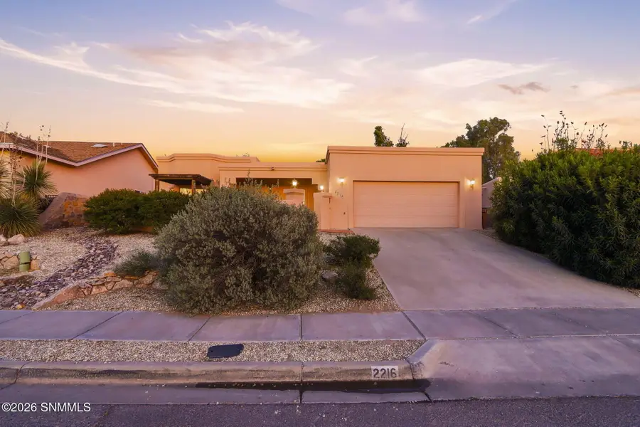 2216 Santo Domingo Avenue, Las Cruces, NM 88011 - #2