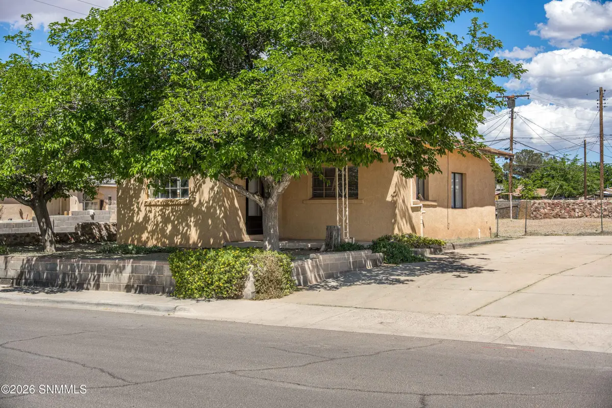 625 S Esperanza Street, Las Cruces, NM 88001 - #1