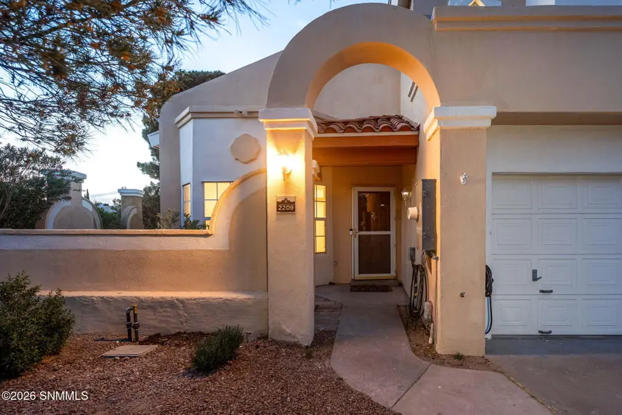 2209 San Felipe, Las Cruces, NM 88011 - #3