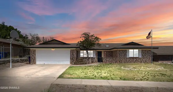 1655 Candlelight Drive, Las Cruces, NM 88011