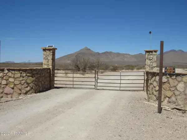 91 Santana Road, Las Cruces, NM 88011