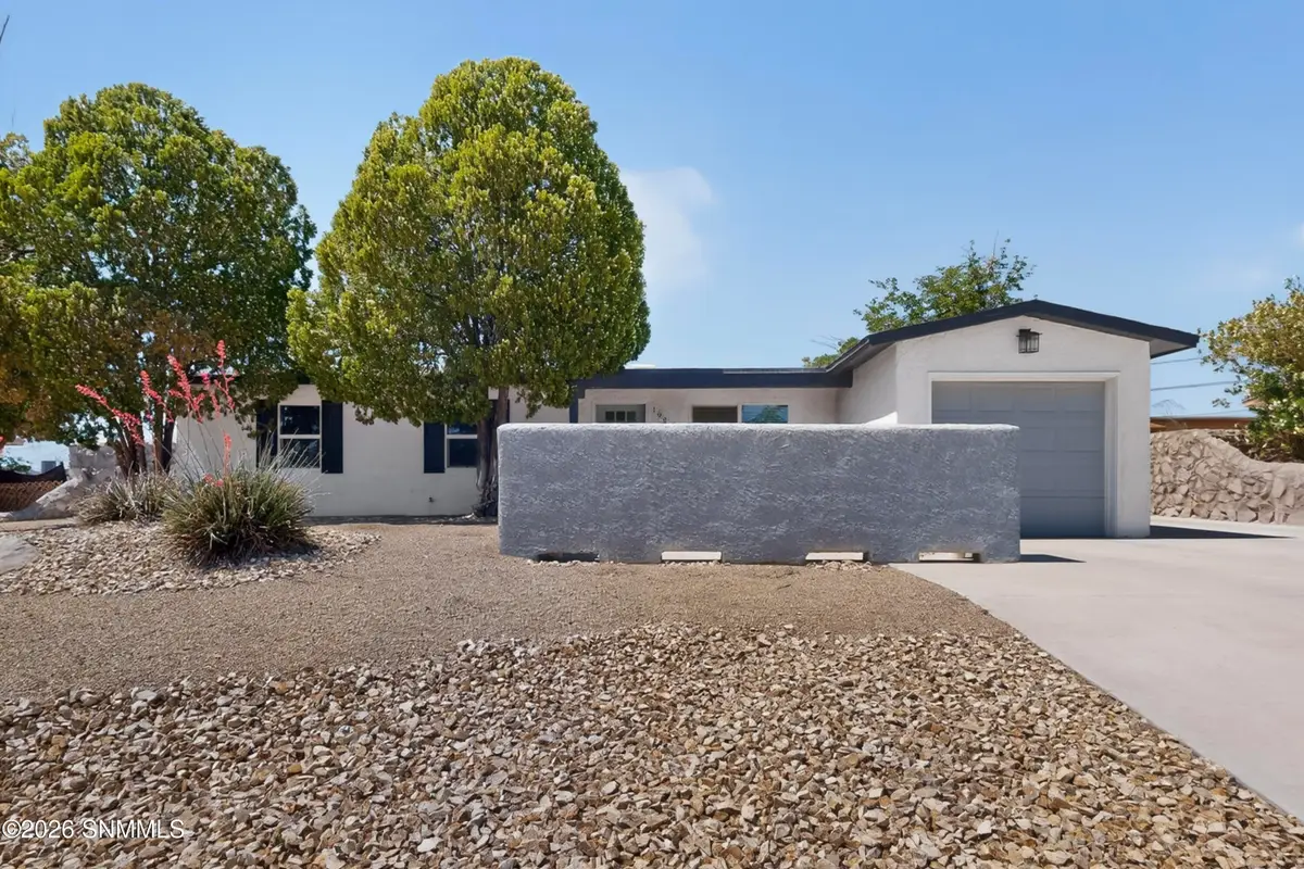 1925 Poplar Avenue, Las Cruces, NM 88001 - #1