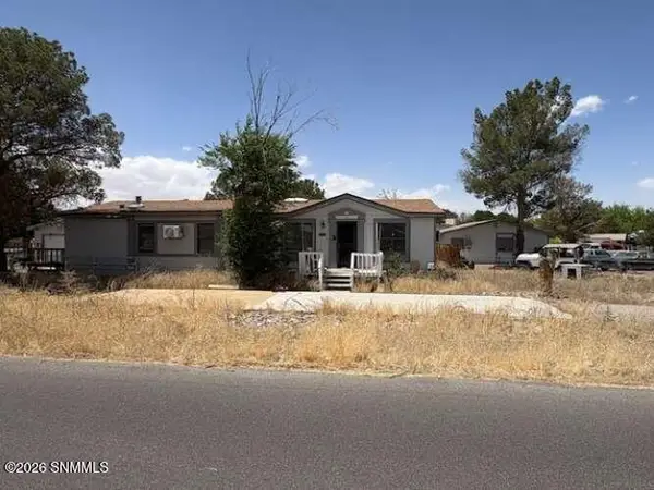 770 Hummingbird Drive, Las Cruces, NM 88007