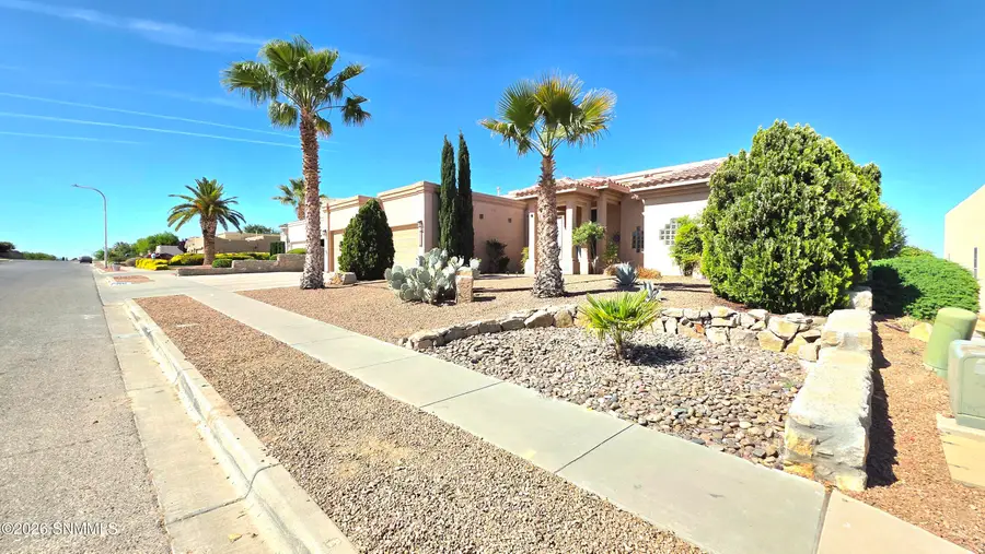 2897 Cheyenne Drive, Las Cruces, NM 88011 - #2