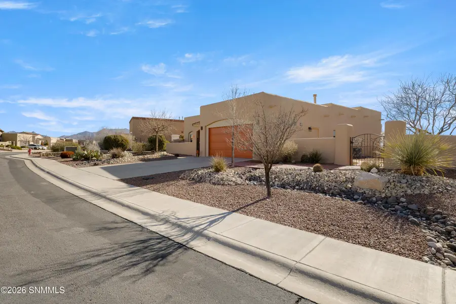 4372 Isleta Court, Las Cruces, NM 88011 - #2