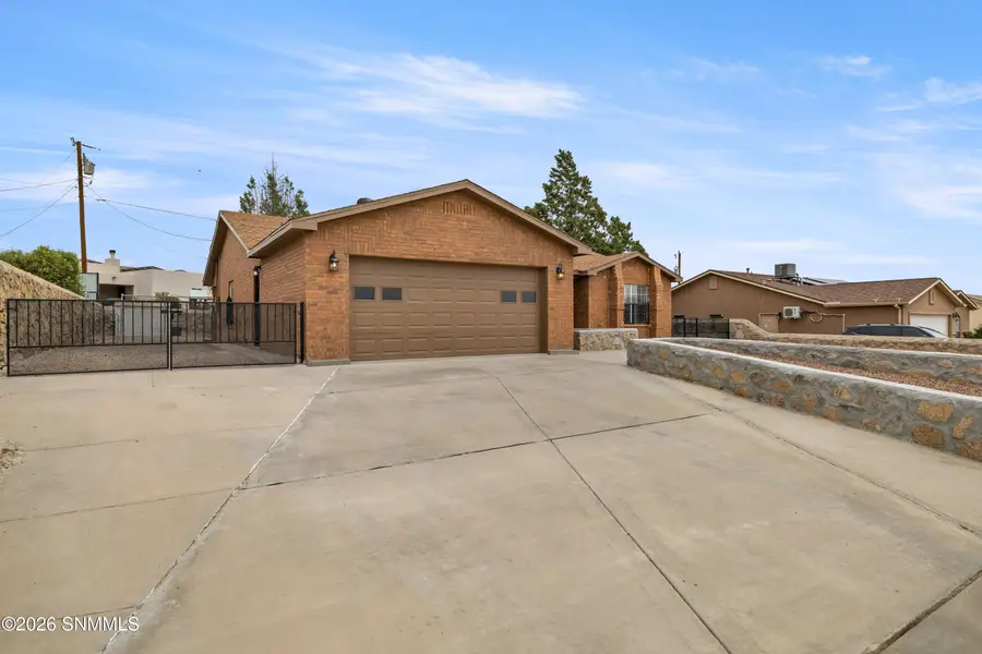 5084 Apache Trail, Las Cruces, NM 88012 - #2