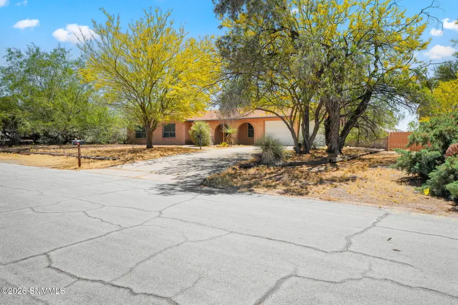 3012 Karen Drive, Las Cruces, NM 88001 - #3