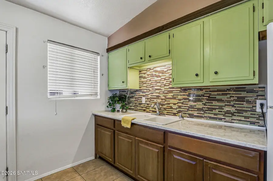 950 Mulberry Avenue, Las Cruces, NM 88001 - #3