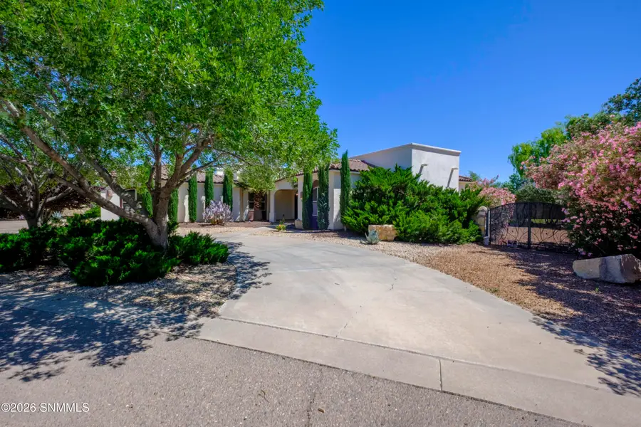 2608 Calle Porton, Las Cruces, NM 88007 - #2