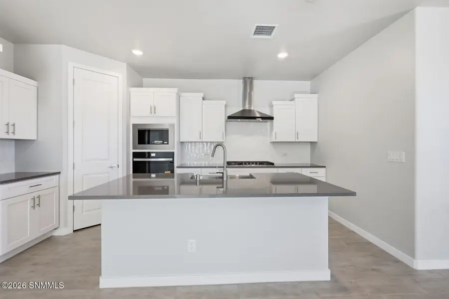 6051 Summer Ridge Avenue, Santa Teresa, NM 88008 - #2