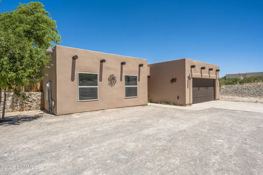 2599 Sandhill Road, Las Cruces, NM 88012 - #3