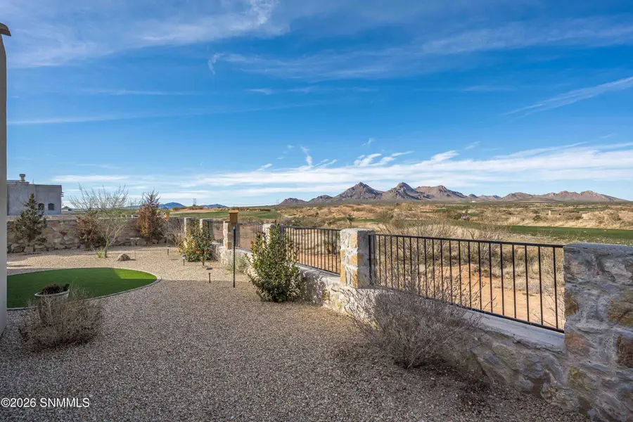 3993 Royal View Street, Las Cruces, NM 88012 - #2