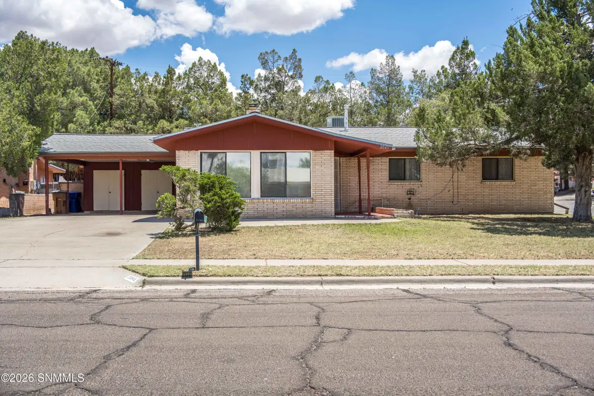 2045 Gladys Drive, Las Cruces, NM 88001 - #1