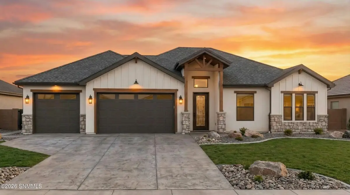 2802 Prado Del Sol Avenue, Las Cruces, NM 88011 - #1