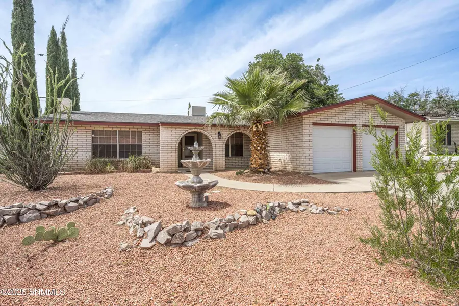 3107 Dyer Street, Las Cruces, NM 88011 - #3