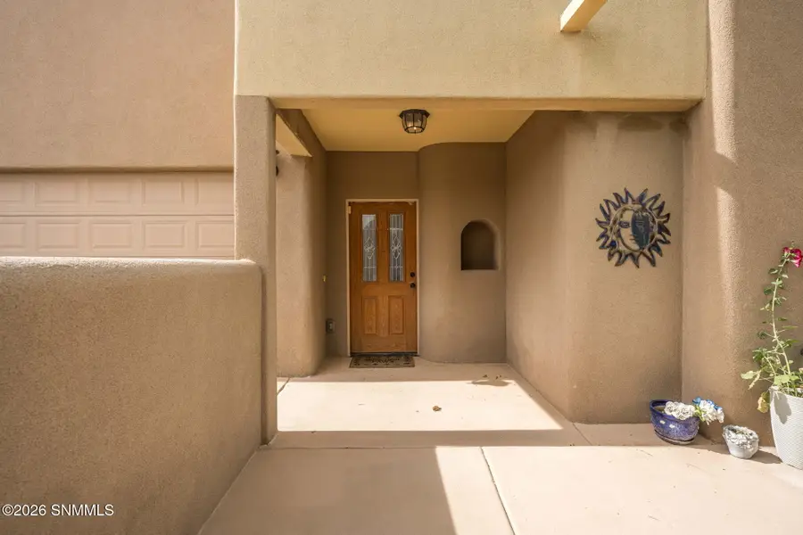 3884 Adriatic Road, Las Cruces, NM 88012 - #3
