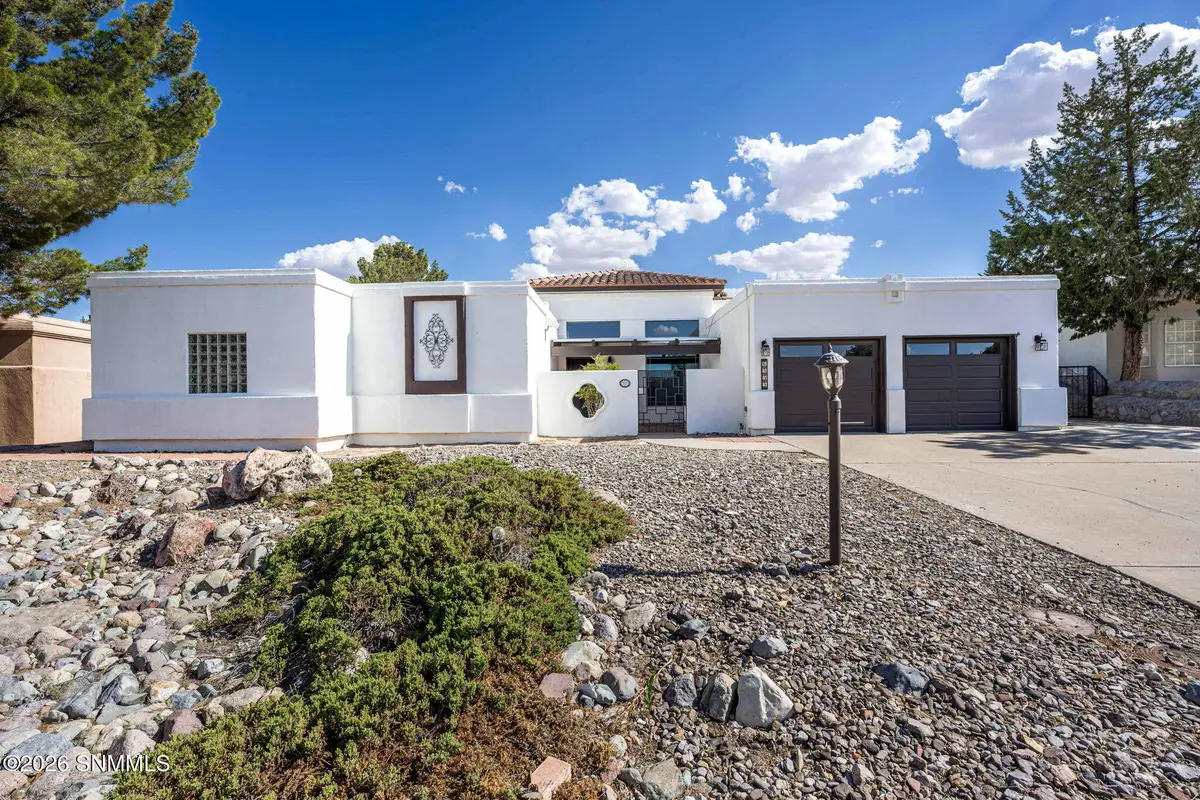 6555 Vista De Oro, Las Cruces, NM 88007 - #1