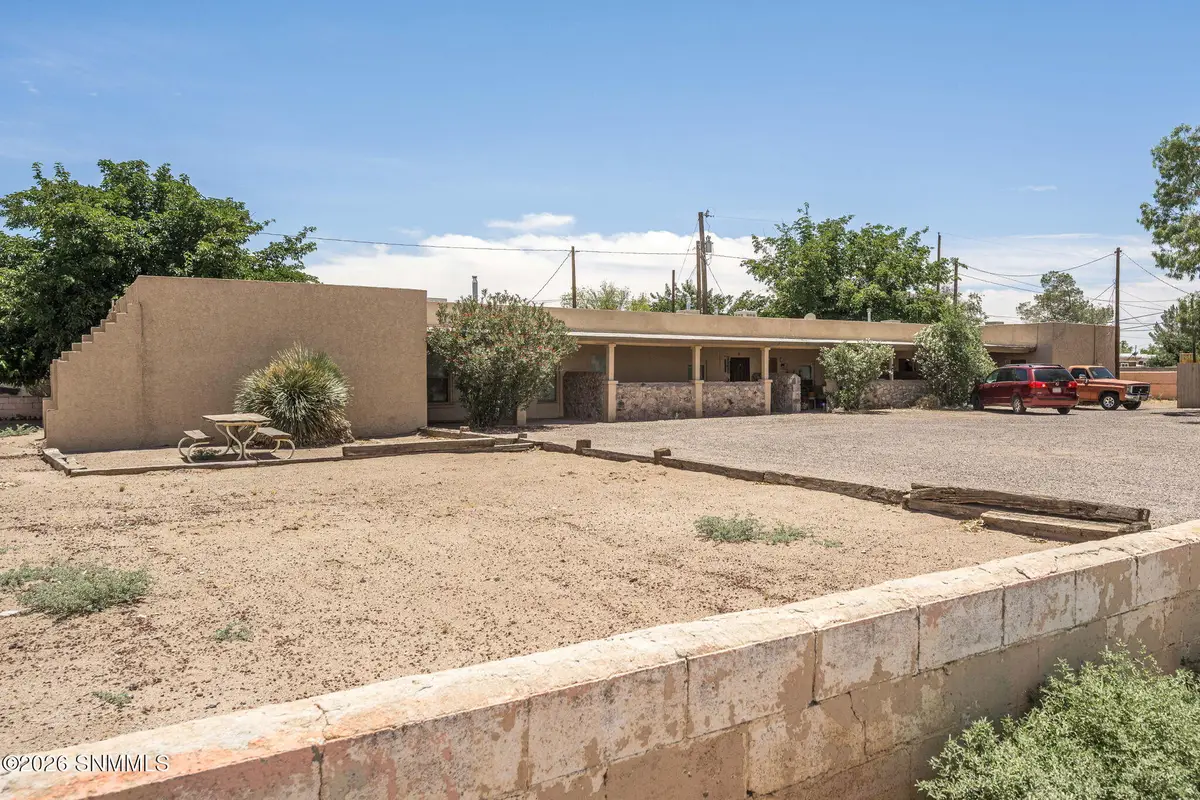 809 W Van Patten Avenue, Las Cruces, NM 88005 - #1
