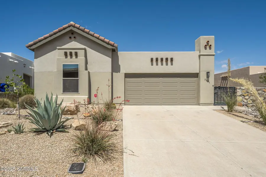 2531 Petaluma Avenue, Las Cruces, NM 88011 - #2