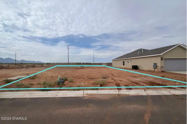 8016 Inca Dove Avenue, Las Cruces, NM 88012