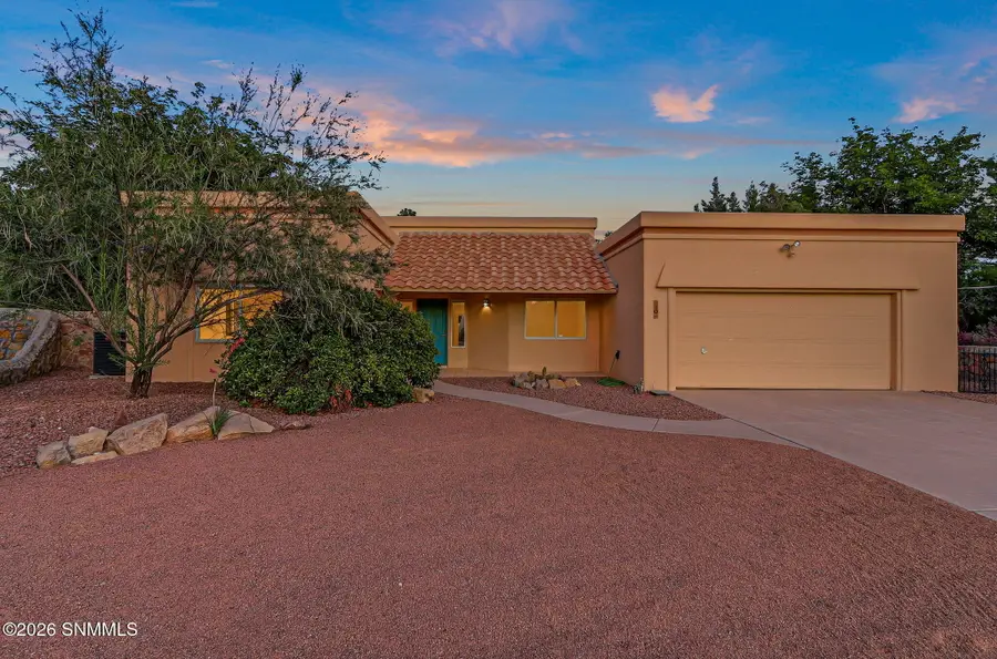 310 Bristol Court, Las Cruces, NM 88001 - #2