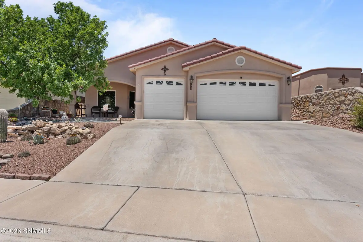 5610 Mira Montes, Las Cruces, NM 88007 - #1