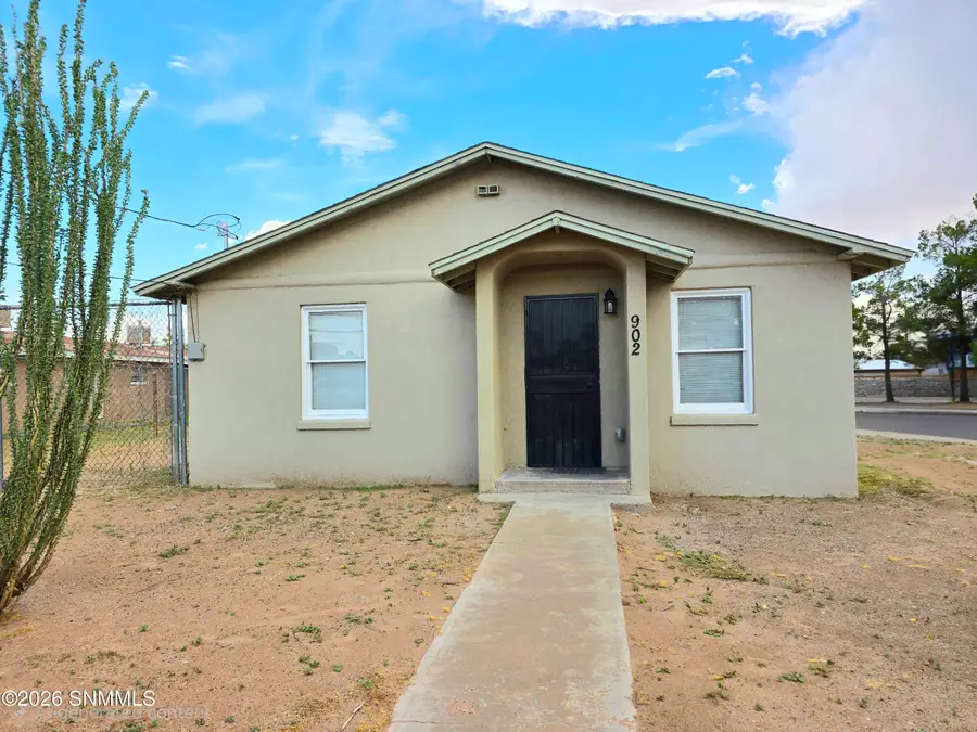 902 Foster Road, Las Cruces, NM 88001 - #2