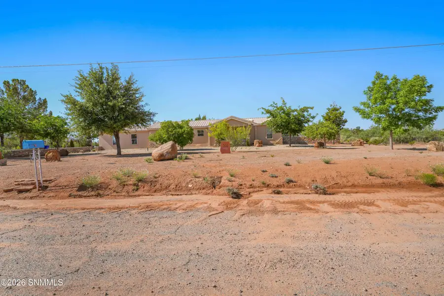 7650 Cortez Drive, Las Cruces, NM 88011 - #3