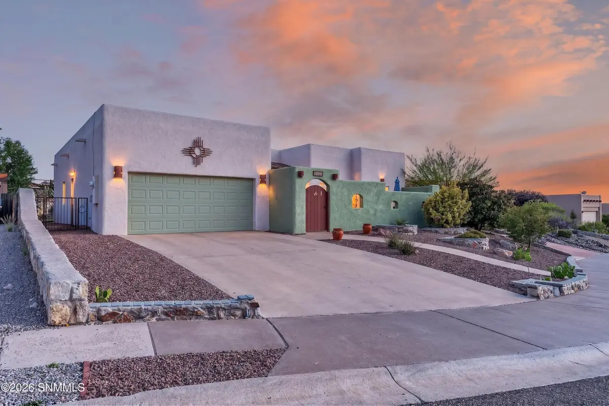 2540 Scenic Crest Loop, Las Cruces, NM 88011 - #1