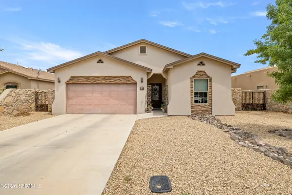 940 Flora Vista Drive, Las Cruces, NM 88007