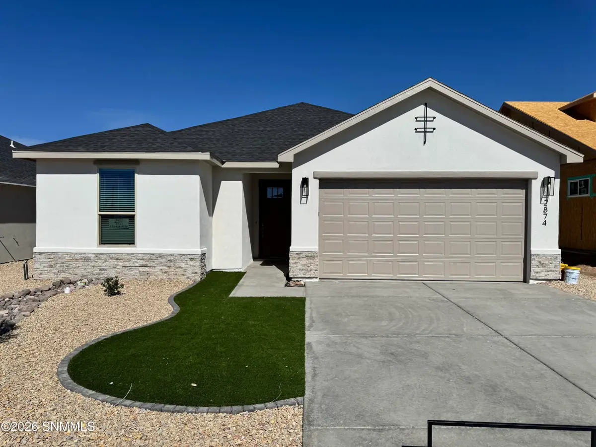 2874 Prado Del Sol Avenue, Las Cruces, NM 88001 - #1