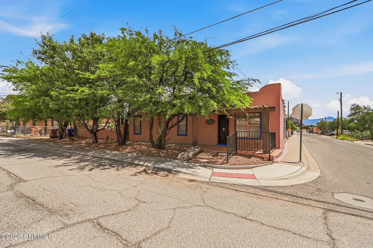 639 N San Pedro Street, Las Cruces, NM 88001 - #1