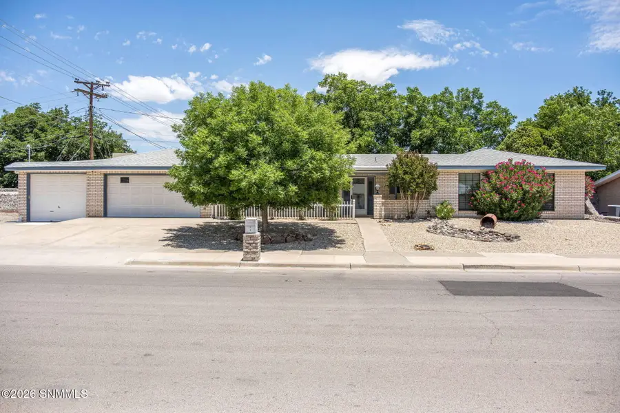 2810 Topley Avenue, Las Cruces, NM 88005 - #2