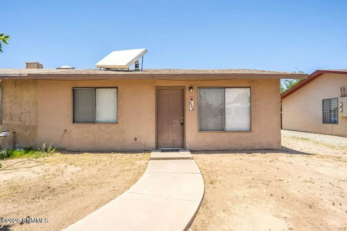 2000 Stanford Street, Las Cruces, NM 88005 - #1