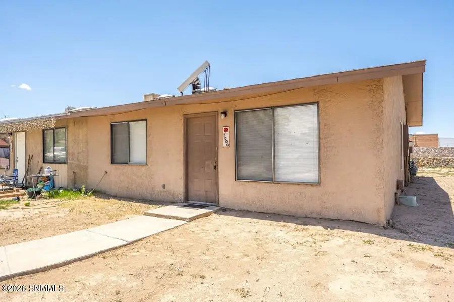 2000 Stanford Street, Las Cruces, NM 88005 - #2