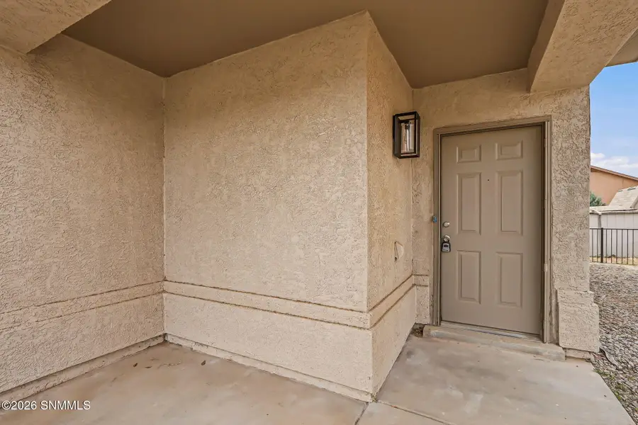 5926 Moon View Drive, Las Cruces, NM 88012 - #3