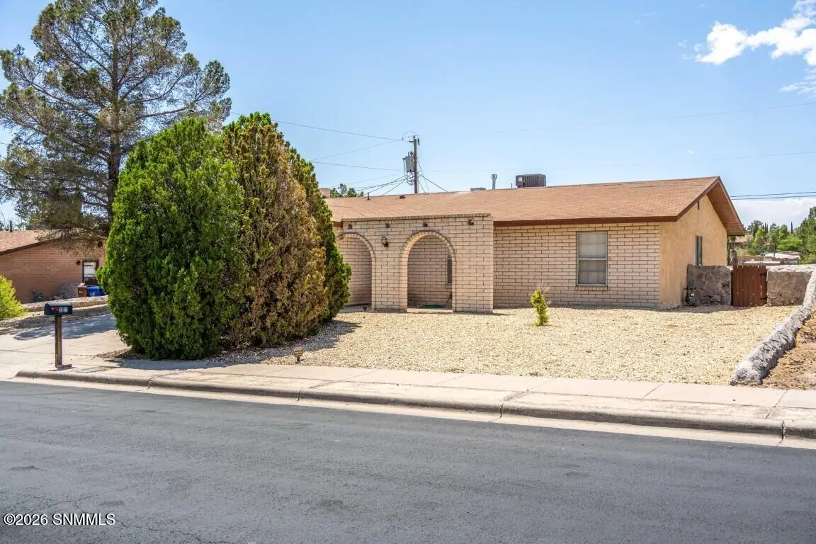 3121 Dyer Street, Las Cruces, NM 88011 - #1