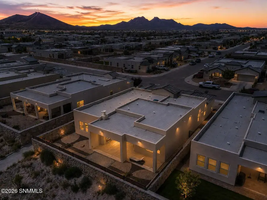 3778 Nightingale Avenue, Las Cruces, NM 88012 - #3