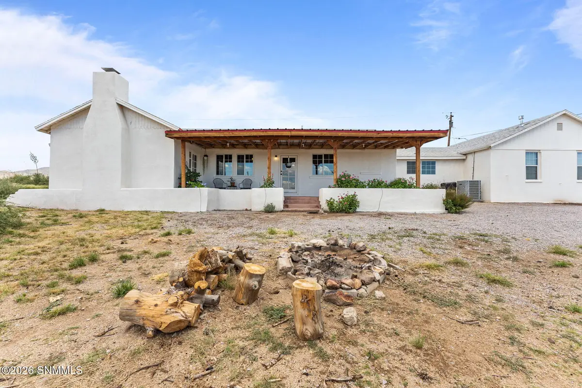 6595 Third Street, Organ, NM 88052 - #1