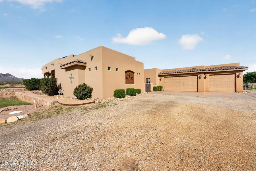 240 Providence Road, Las Cruces, NM 88007 - #2