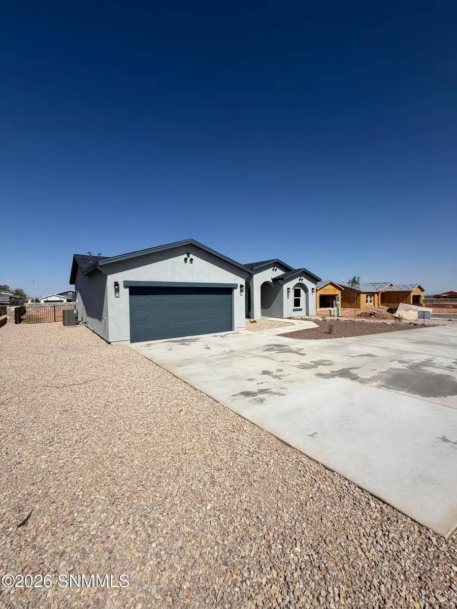6545 Thrush Pl Street, Las Cruces, NM 88012 - #2