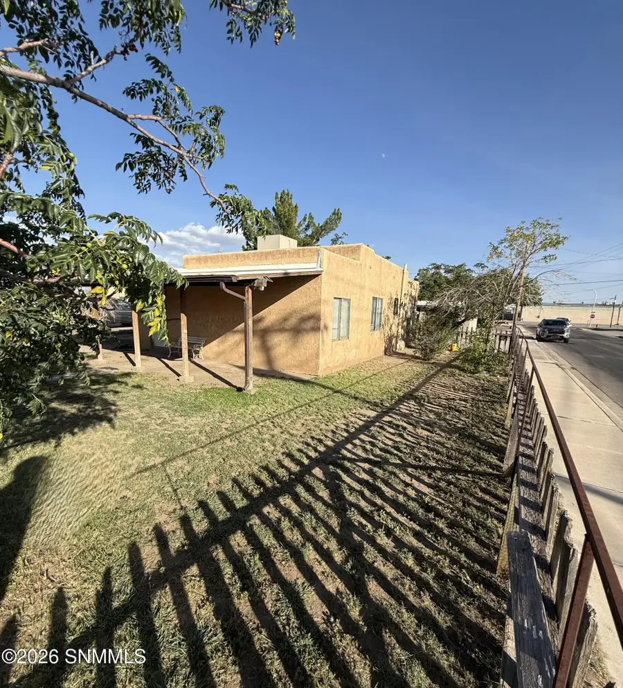 1219 Mcfie Avenue, Las Cruces, NM 88005 - #3