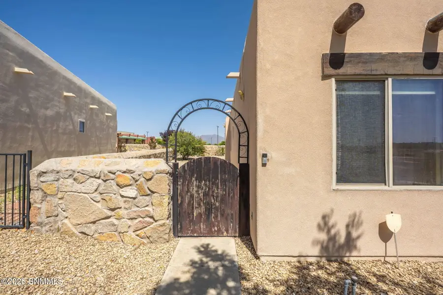 4602 Triumph Court, Las Cruces, NM 88011 - #3