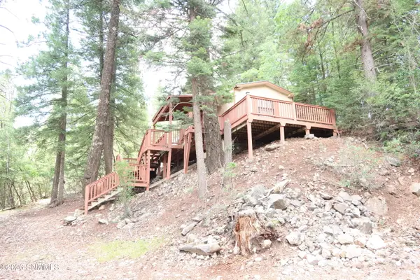 35 Silver Cloud Drive, Cloudcroft, NM 88317