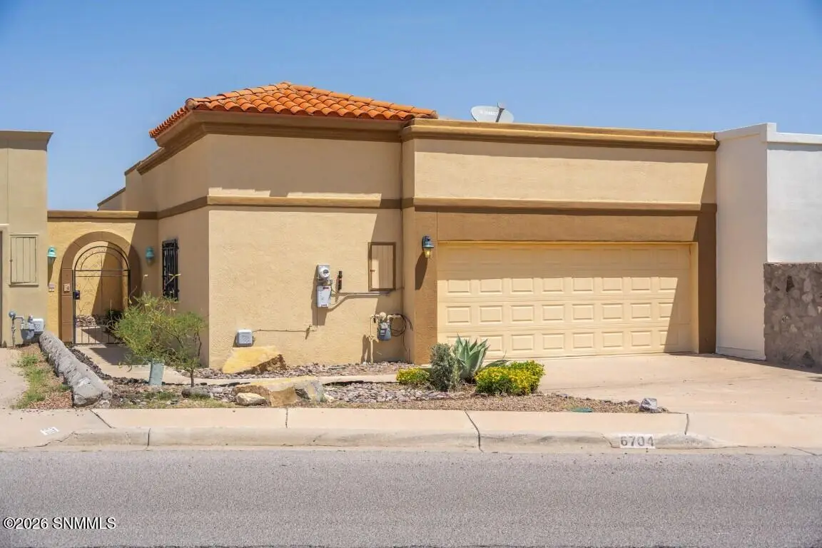 6704 Camino Blanco, Las Cruces, NM 88007 - #1